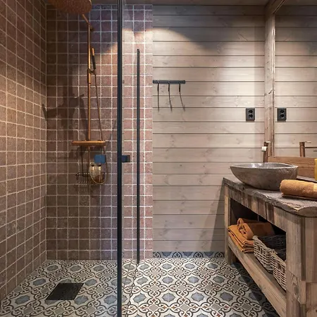 Designer For 16 With In Turufjell Holiday home